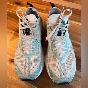 BROOKS Women’s Bedlam 3 - Size 11 - Used, Good Condition